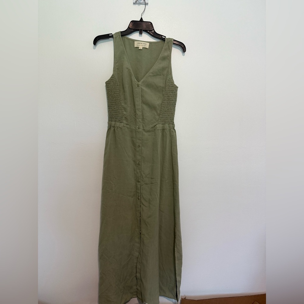 Cloth & Stone Matcha Maxi Dress Smocked Size XS Sleeveless Button Front - Picture 2 of 6